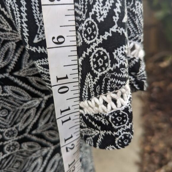 Miami women's short sleeve 100% cotton black and white lace size small top - Picture 5 of 9